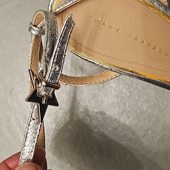 Silver Block Heels - Picture 5 of 5